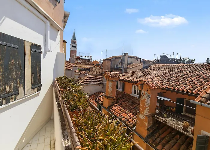 Magic View - 2 Bedroom Terrace With San Marco Campanile